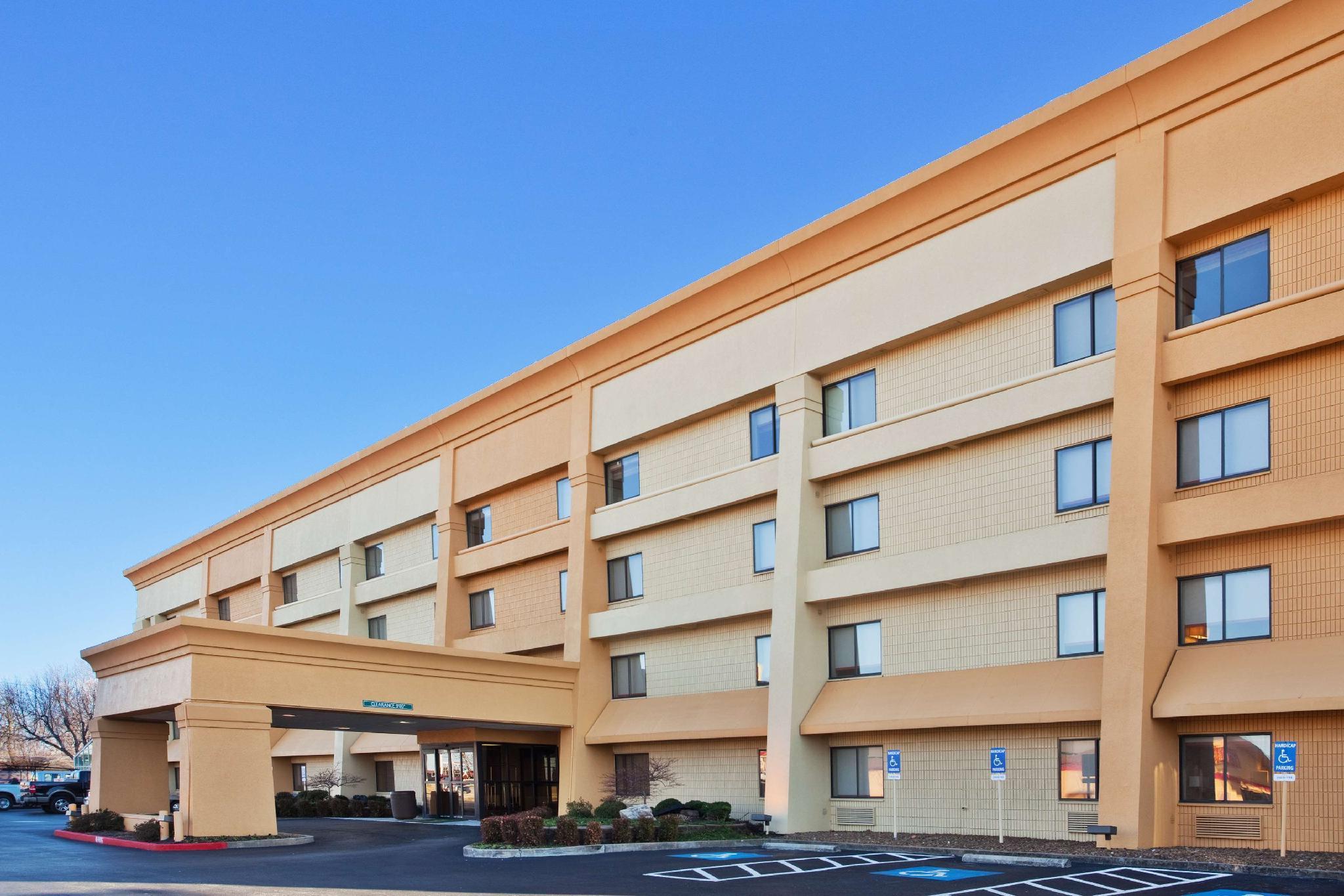 La Quinta Inn & Suites By Wyndham Springdale Buitenkant foto