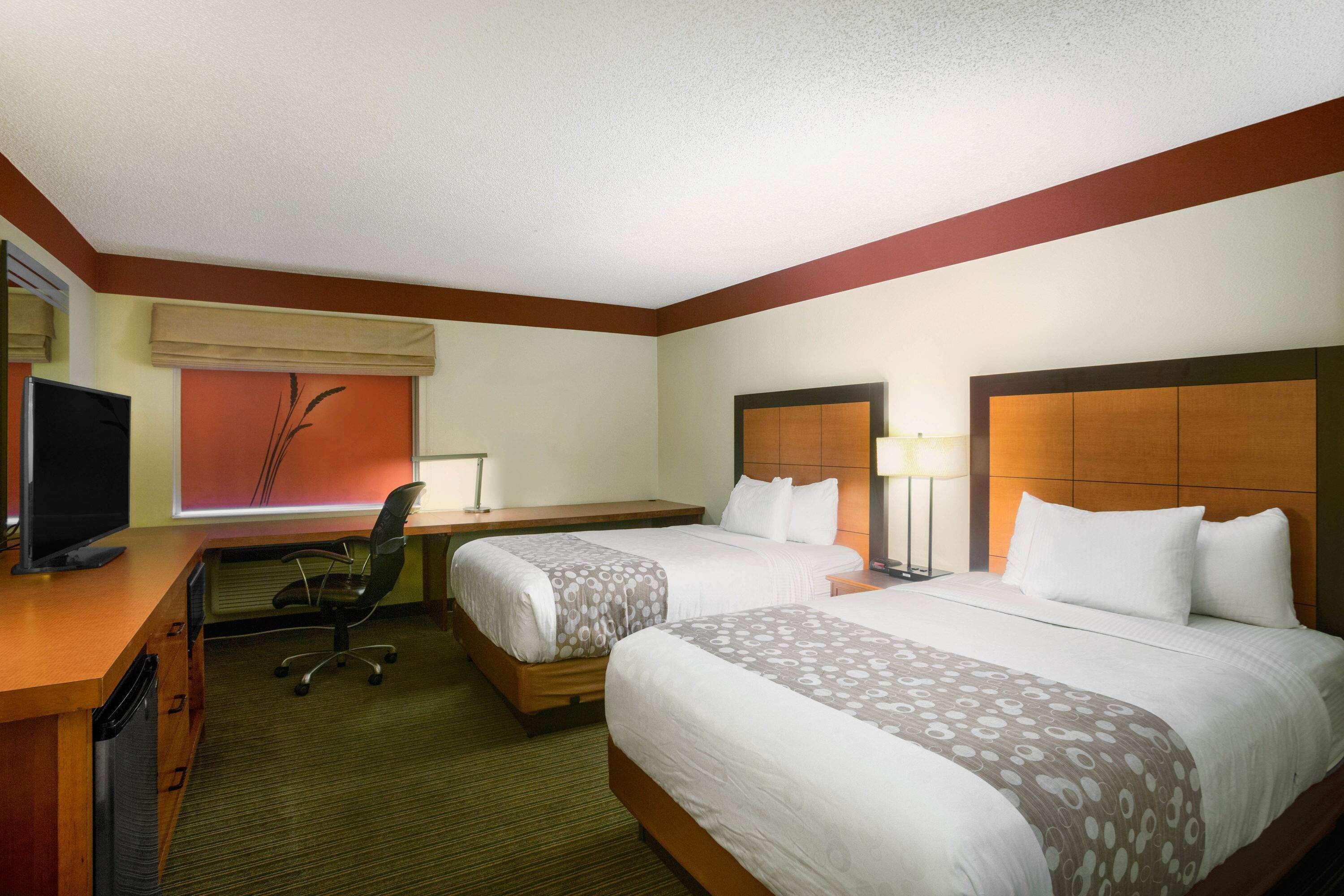 La Quinta Inn & Suites By Wyndham Springdale Buitenkant foto