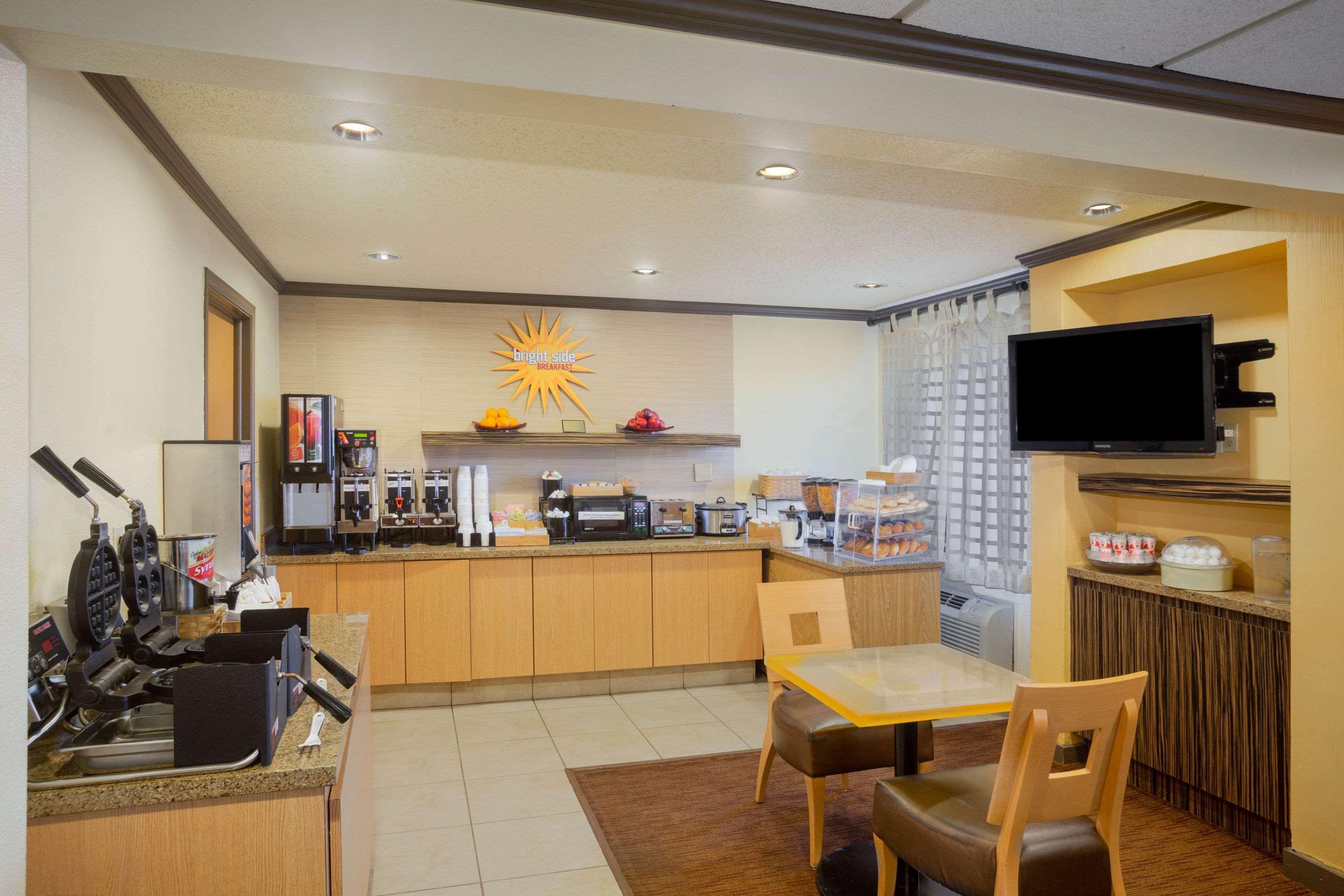 La Quinta Inn & Suites By Wyndham Springdale Buitenkant foto