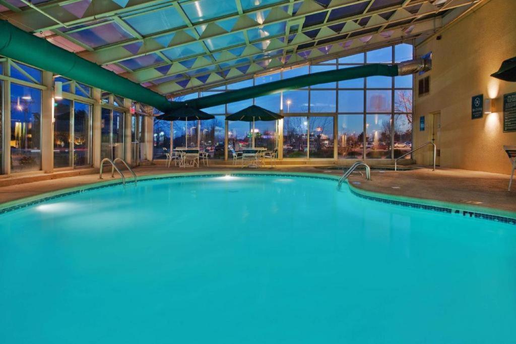 La Quinta By Wyndham Springdale Hotel Buitenkant foto