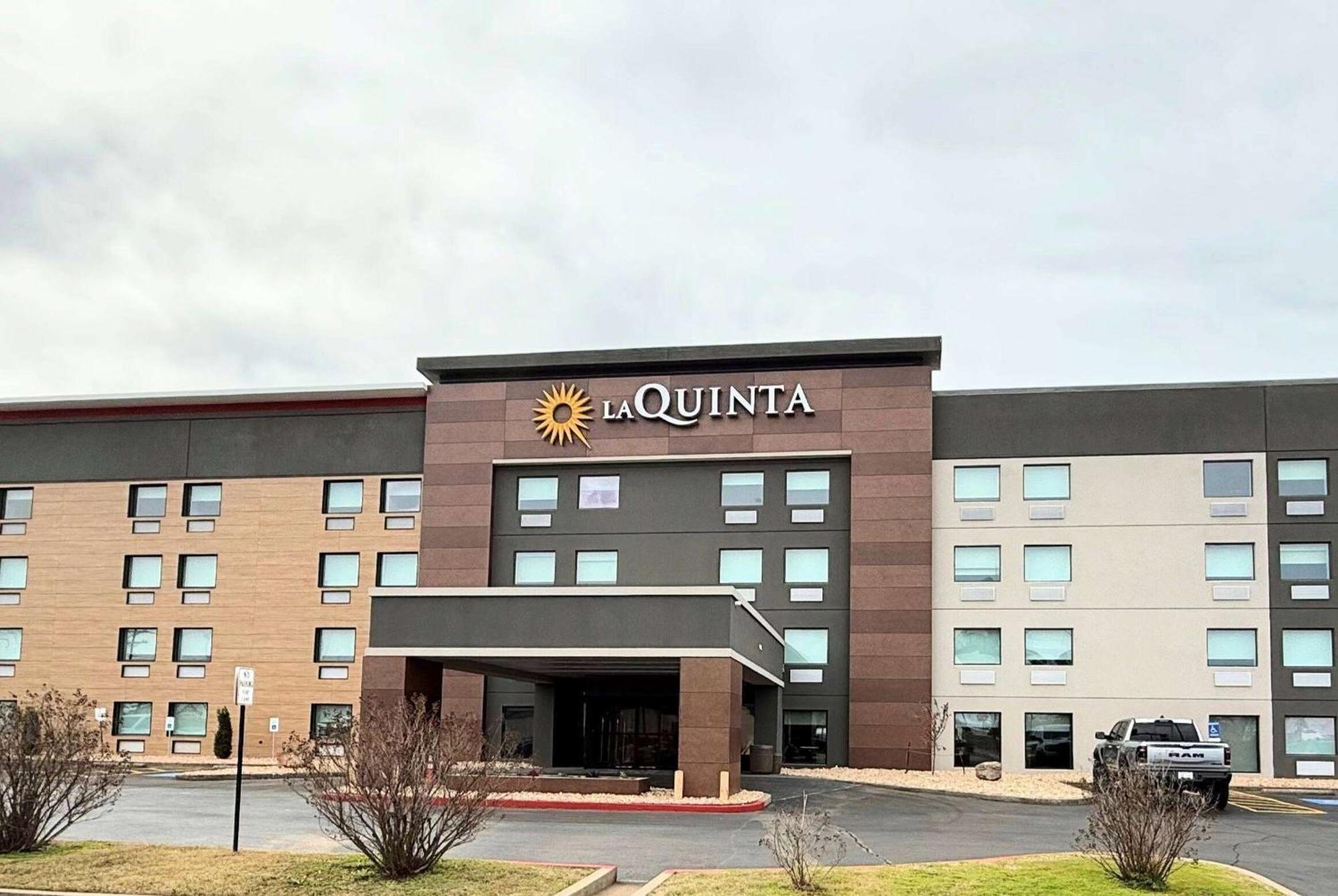 La Quinta By Wyndham Springdale Hotel Buitenkant foto